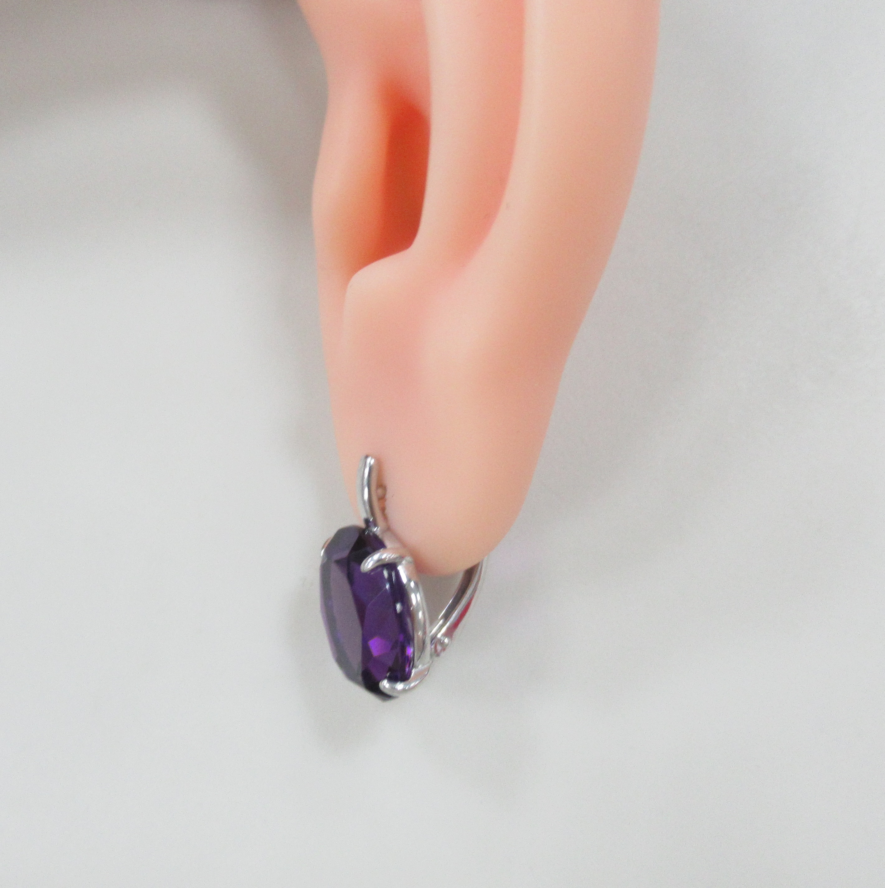 Серебряные серьги с аметистами